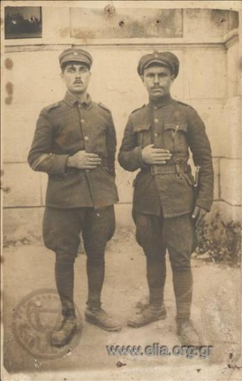 The portrait of corporal Apostolos Αϊvaliotis and soldier Dimitrios Doumouzelis.