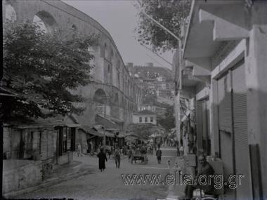 Street and the Roman aqueduct