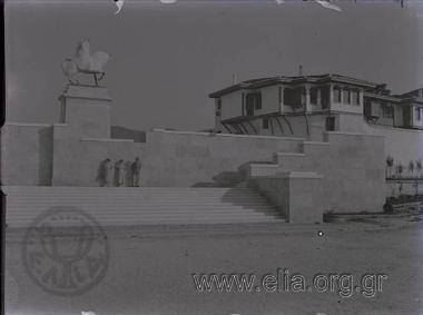 House and statue of Mohamed Ali on horseback.