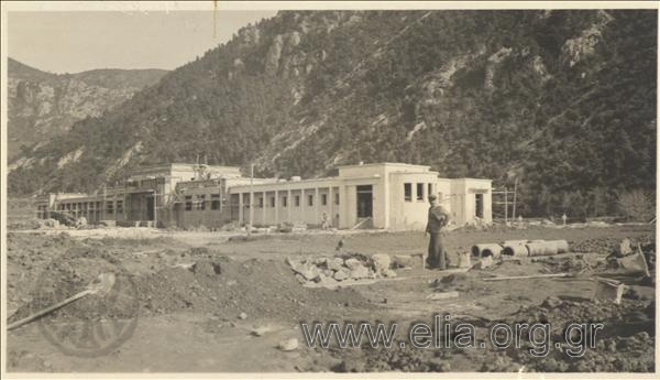 Construction of a hostel at Kammena Vourla (?).