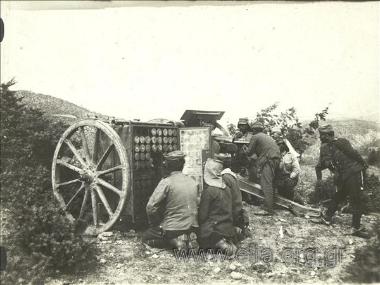 Ελληνικό πυροβολικό στη μάχη της Στρώμνιτσας.