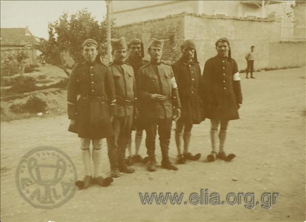 Έλληνες και Σέρβοι στρατιώτες.