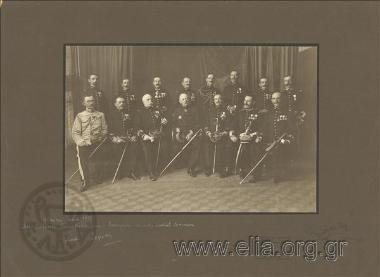 Ομαδικό πορτραίτο των αξιωματικών της Γαλλικής αποστολής.