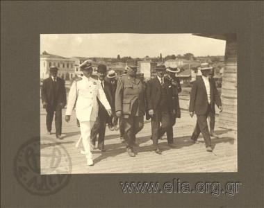Commander-in-Chief of the Greek  occupation army Leonidas Paraskevopoulos going ashore