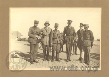 Theodoros Pagkalos and Georgios Kondylis receiving British General Bridges (commander of the Australian task force at the Dardanelles) after the capture of Raidestos