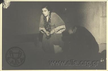 Eugene O’Neill, «Πόθοι κάτω απ’ τις λεύκες» («Desire under the elms»).