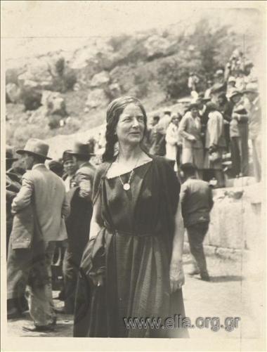 Eva Palmer in Delphi.