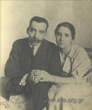 Άννα Σικελιανού-Καμπανάρη και ένας άνδρας.