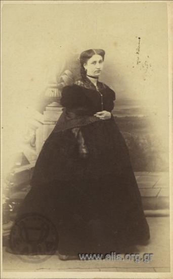 Portrait of a woman.