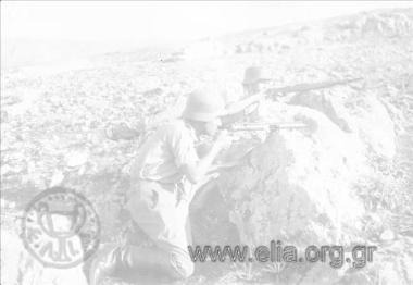 Armed ELAS partisans at battle stations