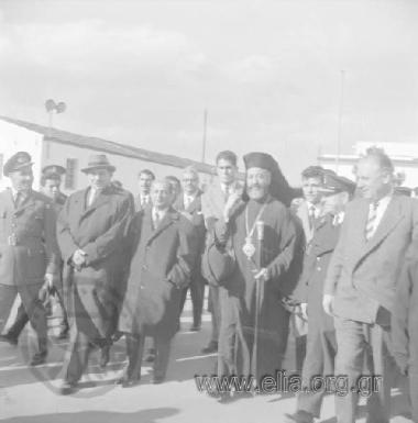 Snapshot from the arrival of the Archbishop Makarios at the Athens airport.