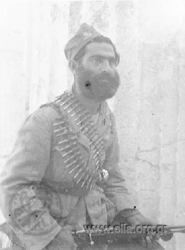 Αντάρτης.