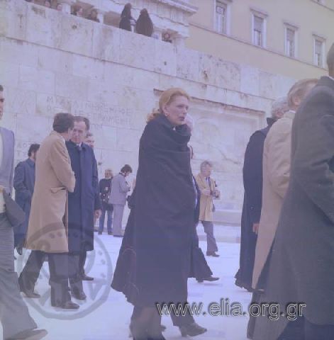 Εορτασμός 25ης Μαρτίου: η υπουργός Πολιτισμού, Μελίνα Μερκούρη, στο Μνημείο του Άγνωστου Στρατιώτη.