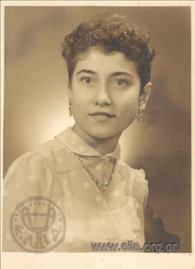 Πορτραίτο μπούστο νέας γυναίκας.