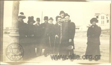 Εύθυμη συντροφιά.