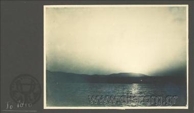 Ηλιοβασίλεμα, ταξίδι στο Άγιον Όρος.