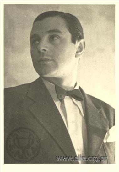 Νίκος Δενδραμής.