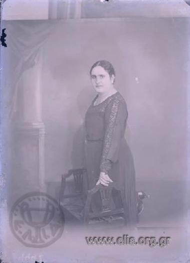 Portrait of a woman.