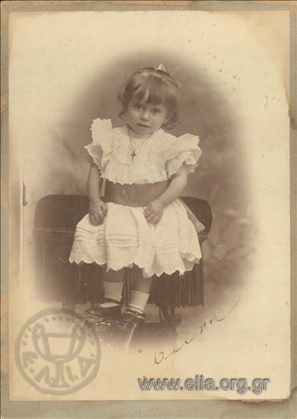 Portrait of a little girl.