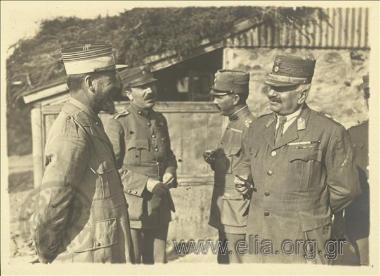General  Leonidas Paraskevopoulos and French Colonel Verdet.