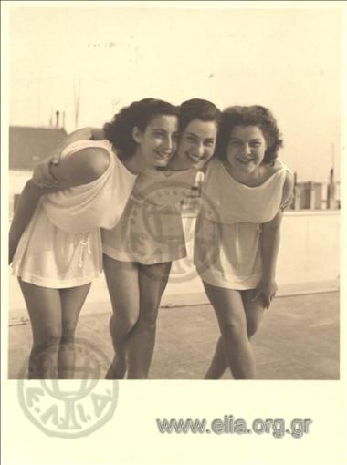 Koula Pratsika's School of Dance.