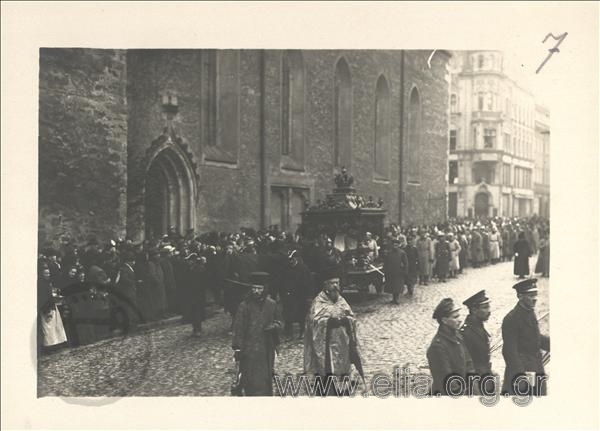 Funeral of Coloner Ioannis Chatzopoulos (1862-1918), commander of the 4th Army Corps transported by the Germans