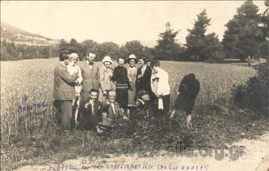 Fotos Politis (left) with students and associated of the Professional Drama School