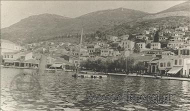 Damage to  the turkish barracks after the bombardment by the Italian s