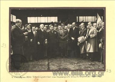 4 Οκτωβρίου 1936. Ο Κώστας Κοτζιάς στα εγκαίνια της νέας αεροπορικής γραμμής Αθηνών-Βαρσοβίας.