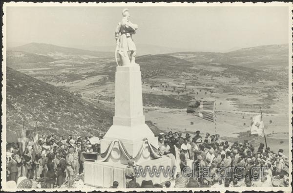 Εορτασμός της επετείου της μάχης της 26ης -28ης Ιουλίου 1822 στο μνημείο  ανδριάντα του Θεόδωρου Κολοκοτρώνη.
