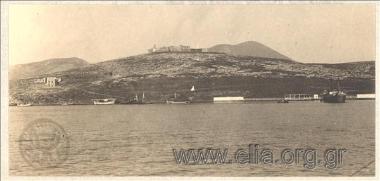 Το κάστρο Καράμπακα της Χαλκίδας σε μακρινή λήψη