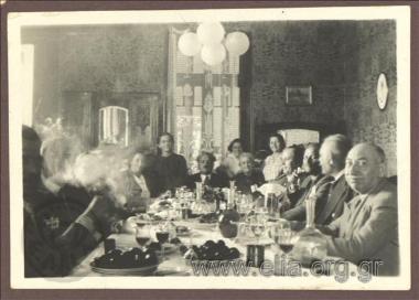 Mayor of Athens Kostas Kotzias in company at the Easter table