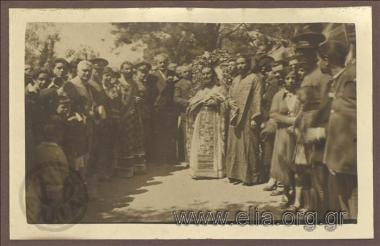 Ο Δήμαρχος Αθηναίων, Κώστας Κοτζιάς, στην τελετή για την εορτή της Ζωοδόχου Πηγής.