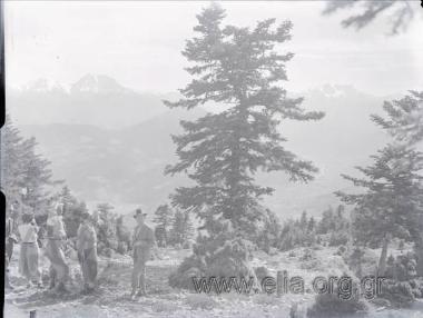 Vafiadakis and Iris with friends at Velouchi