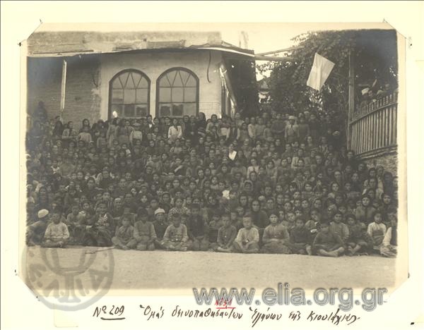 Μικρασιατική εκστρατεία, Έλληνες πρόσφυγες από την Κιουτάχια.