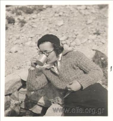 Το ξεδίψασμα της ορειβάτιδος.