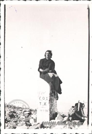 October 23, at the top, at 1027 feet. The initials of the HELLENIC ALPINE CLUB stand out.