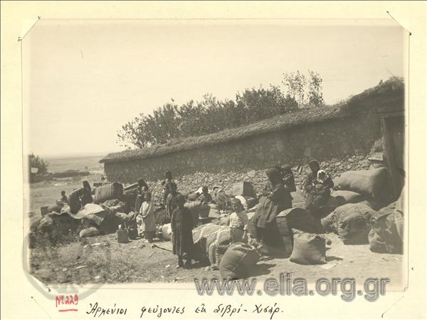Μικρασιατική εκστρατεία, Αρμένιοι εγκαταλείπουν τις κατοικίες τους στο Σιβρί-Χισάρ.