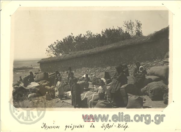 Asia Minor campaign, Armenians abandon their houses in Sivri Hisar
