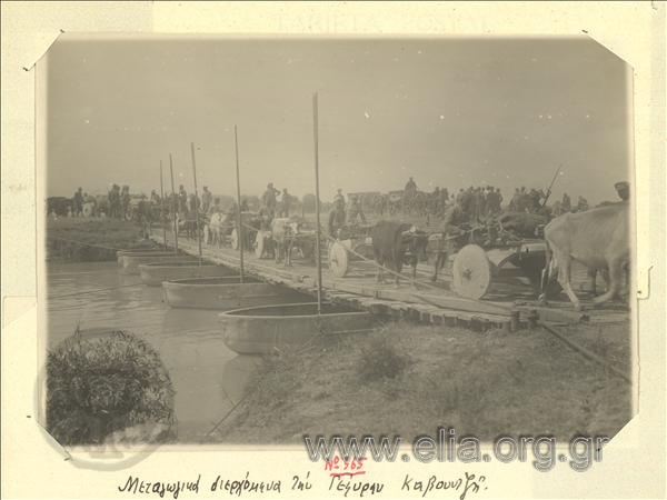 Asia Minor campaign, transport cars cross the Kavunci pontoon bridge.