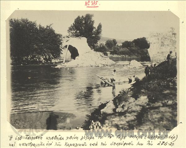 Asia Minor campaign, view of a bridge at Kopru Hisar, destroyed by the Kemalic troops