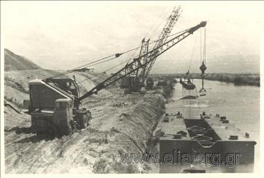 Drainage work at Lake Ioannina, reshaping of the peripheral canal around the lake: assemblage of the fore section of dredger 