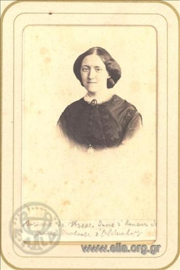 Η Βαρόννη de Kress, κυρία επί των τιμών της Μεγάλης Δουκίσσης του Ολδεμβούργου.