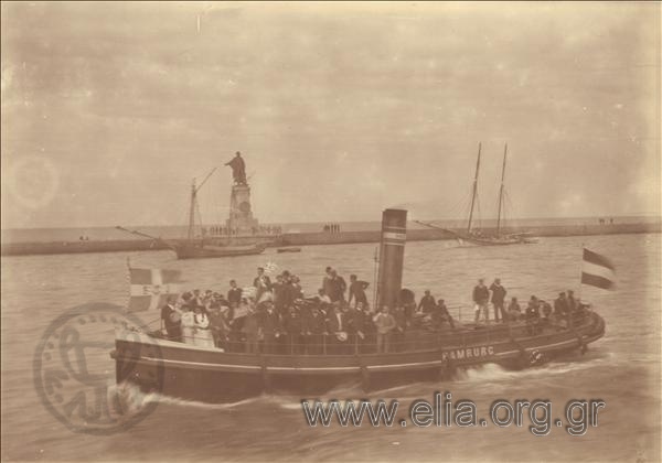 October: Greek s of the diaspora on the steamboat 
