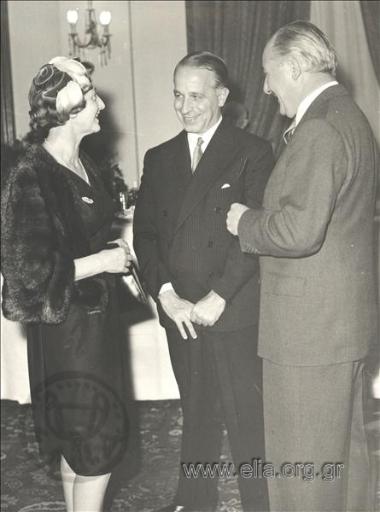 Ο Λάμπρος Ευταξίας σε δεξίωση στο ξενοδοχείο 