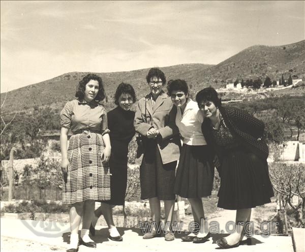 Female students of the Neapoli Royal Housekeeping School