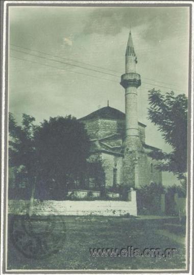 Το Φετιχιέ Τζαμί, ανάκτορο του Αλή Πασά.