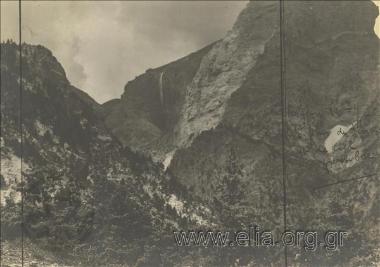 Η κοιλάδα της Στυγός, Χελμός.