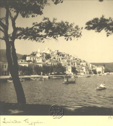 Άποψη του λιμανιού.