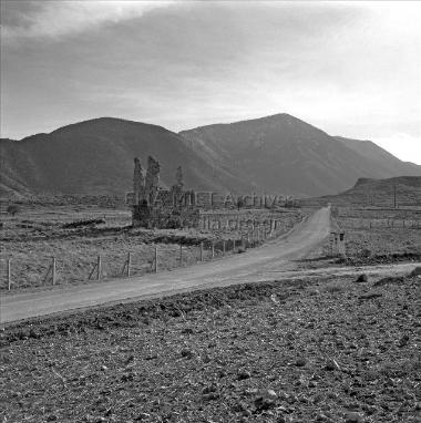 Ερείπια της μονής Ζαρακά.